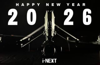 新年あけましてあおめでとうございます。
本年もどうぞよろしくお願いいたします。
2025年は皆様のおかげさまで、新たに事務所を構えることもできました。
これも皆様の支えがあってのことです。
本年も、技術向上はもちろん、事業拡大を進めてまいります!
どうぞ引き継きよろしくお願い致します!
テレビ番組の技術、制作、配信、発表会撮影、SNS運用、特機等
映像に関わる全てを行っております。
映像のことなら何でもご相談ください!
株式会社アイネクスト
2026年1月1日